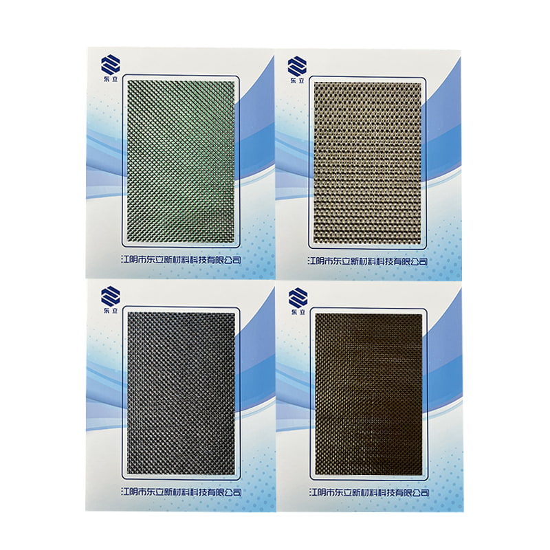 Metalliskt och polyesterfilamentvävt tyg